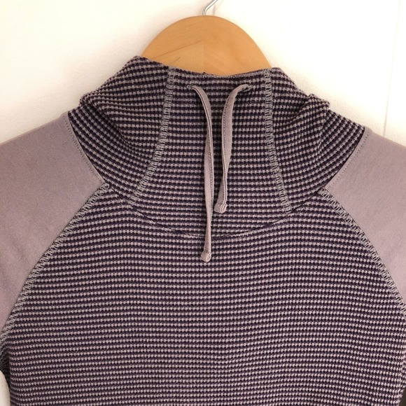 Columbia Tunnel Style Hooded Pullover Plum Purple Top Women’s Medium Textured - Picture 2 of 10